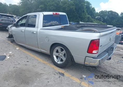 2015 Ram 1500 Slt z USA, uszkodzony, nr VIN 1C6RR6GT4FS510890